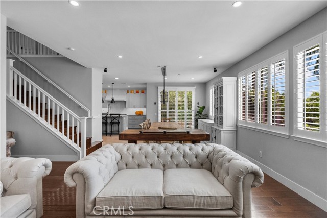 25554 Housman Place, Stevenson Ranch CA: https://media.crmls.org/medias/eaa81364-3544-4592-a17a-e429bd0642bb.jpg