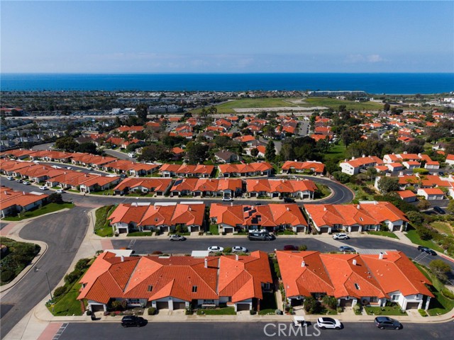 Detail Gallery Image 2 of 34 For 6729 Hyacinth Cir, Carlsbad,  CA 92011 - 3 Beds | 2 Baths