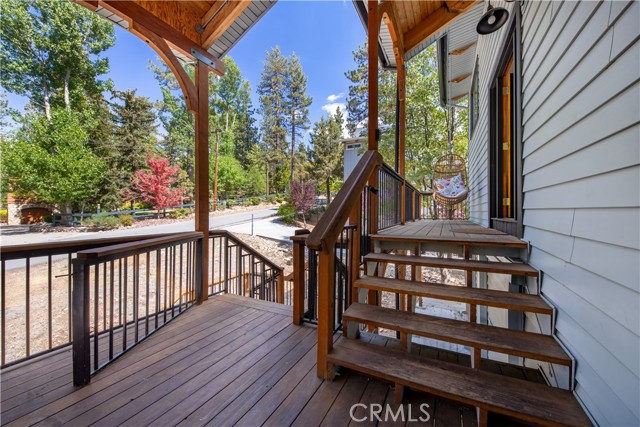 Detail Gallery Image 6 of 58 For 39651 Flicker Rd, Fawnskin,  CA 92333 - 5 Beds | 3/1 Baths