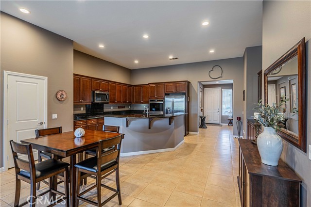 Detail Gallery Image 11 of 62 For 31919 Harden St, Menifee,  CA 92584 - 4 Beds | 2/1 Baths