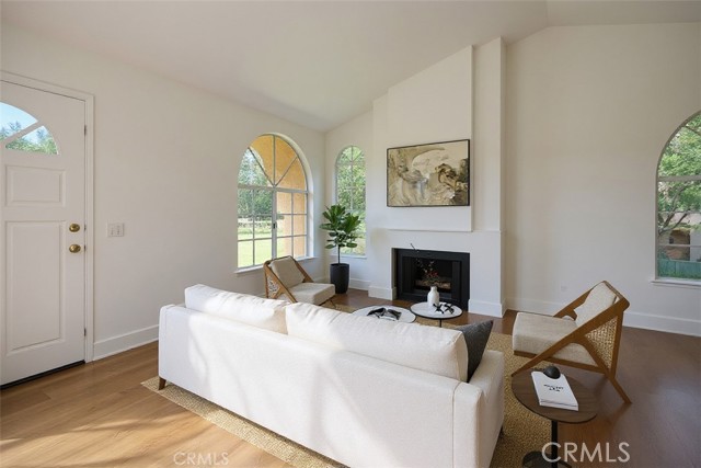 Detail Gallery Image 10 of 36 For 89 Alberti Aisle, Irvine,  CA 92614 - 2 Beds | 2 Baths