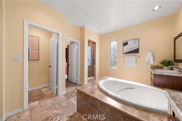 Detail Gallery Image 30 of 48 For 94 Mission, Irvine,  CA 92618 - 3 Beds | 3/1 Baths