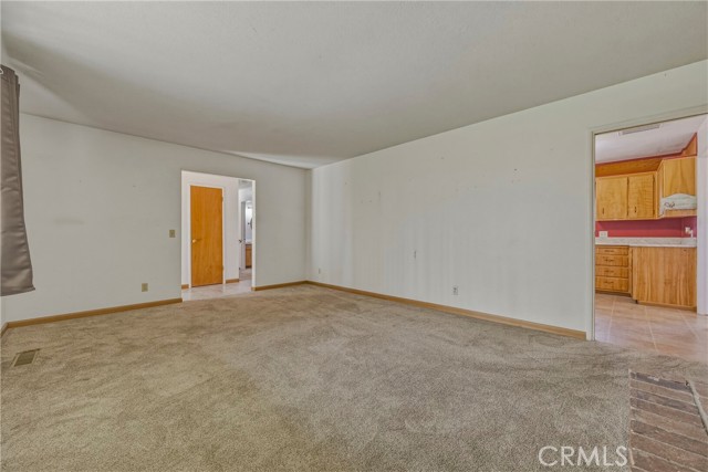 Image 22 of 46 For 8136 Walnut Avenue