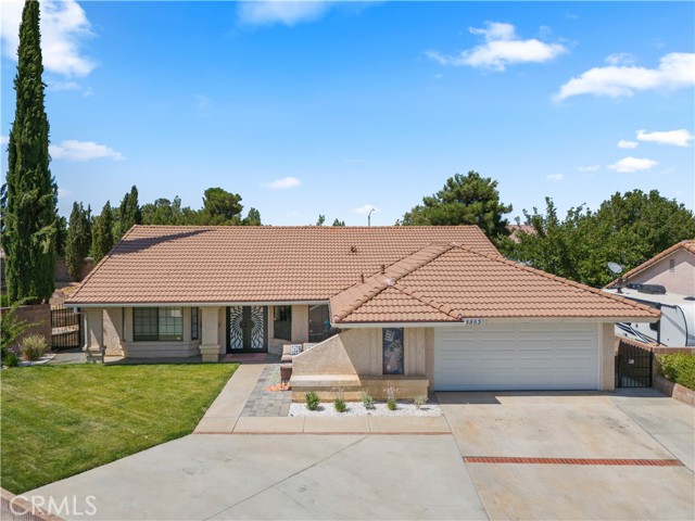 Detail Gallery Image 1 of 69 For 4853 Paseo Fortuna, Palmdale,  CA 93551 - 4 Beds | 2 Baths