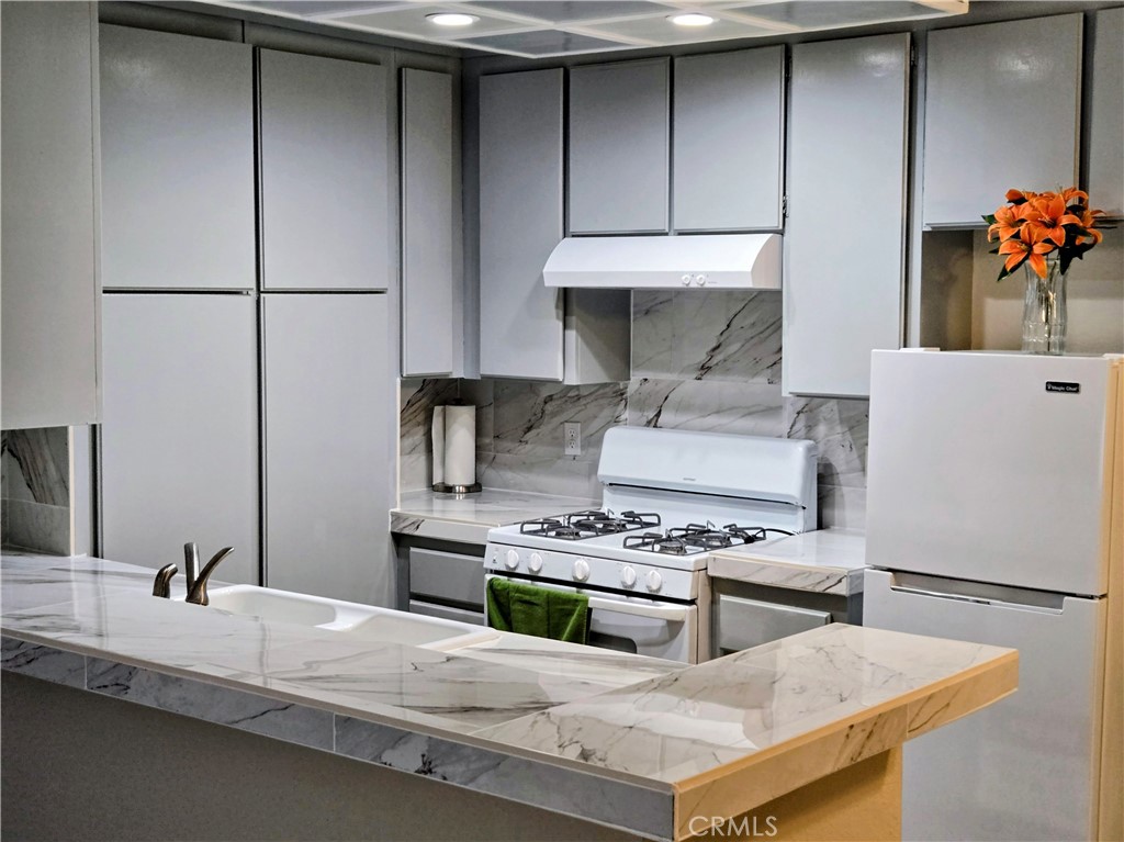 MLS #SB25262052 image #1