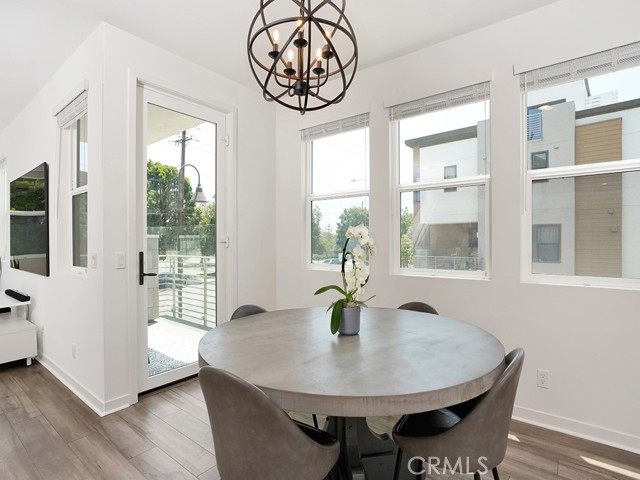 711 S Grable Circle, Orange CA: https://media.crmls.org/medias/eaae798a-5649-41a4-988b-9f298bf8d109.jpg