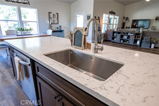 Detail Gallery Image 13 of 58 For 29200 Acorn Ct, Coarsegold,  CA 93614 - 4 Beds | 3 Baths