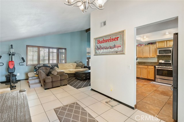 Detail Gallery Image 16 of 46 For 6770 Berkshire, Rancho Cucamonga,  CA 91701 - 4 Beds | 3 Baths