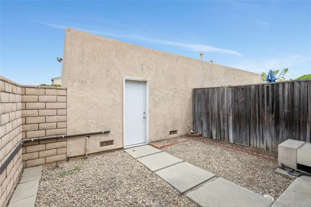 MLS #OC25182149 img 19