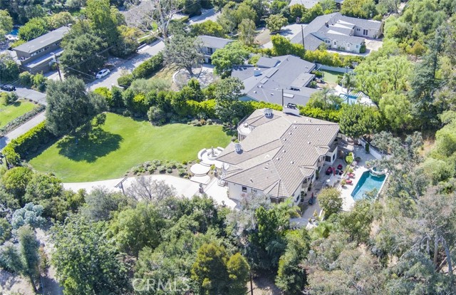 Detail Gallery Image 2 of 45 For 11947 Iredell St, Studio City,  CA 91604 - 7 Beds | 8 Baths