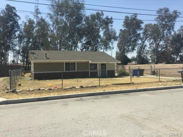 14543 El Molino St, Fontana, CA 92335