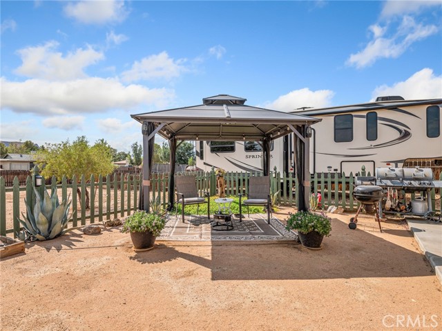 Detail Gallery Image 31 of 40 For 13397 Applewood Rd, Apple Valley,  CA 92308 - 3 Beds | 2 Baths