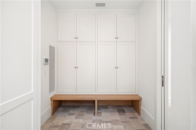 2820 Bayview Drive, Corona del Mar CA: https://media.crmls.org/medias/eab086a8-c212-43b0-ad73-5bf9bfedef54.jpg