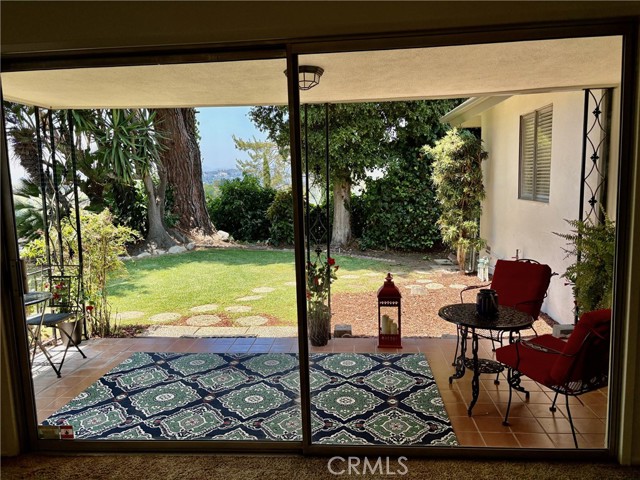 1570 Verde Vista Drive, Monterey Park CA: https://media.crmls.org/medias/eab0fb0b-1425-434d-8e00-676371c838ef.jpg