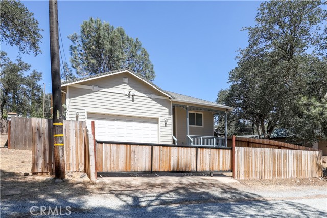 Detail Gallery Image 1 of 1 For 15644 31st Ave, Clearlake,  CA 95422 - 3 Beds | 2 Baths