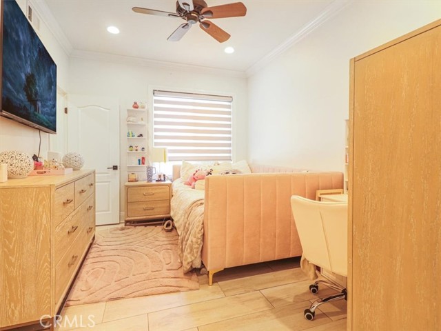 24049 Skyline, Mission Viejo CA: https://media.crmls.org/medias/eab37eac-b0dc-4b70-b108-8e56b7eb66ae.jpg