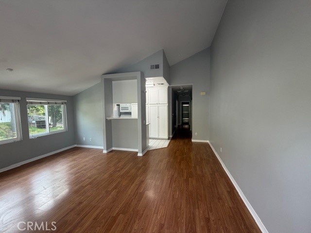 Detail Gallery Image 5 of 33 For 3709 Las Flores Canyon Rd #D,  Malibu,  CA 90265 - 2 Beds | 1 Baths