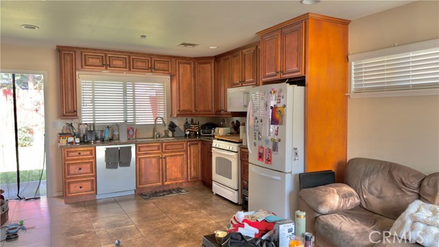 Detail Gallery Image 8 of 12 For 143 Esperanza, Sierra Madre,  CA 91024 - 1 Beds | 1 Baths