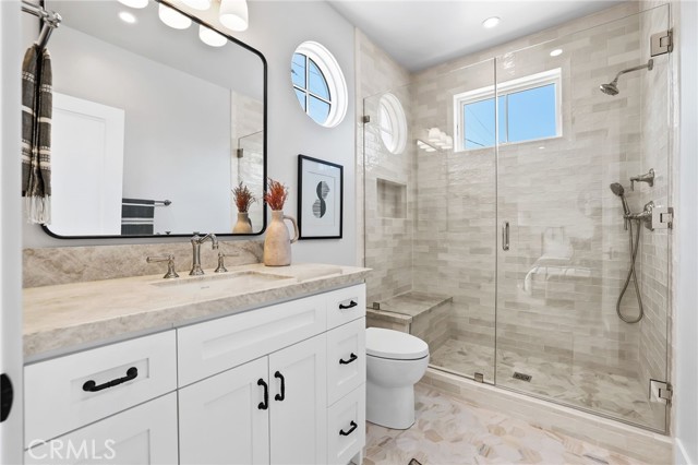 825 W Bay Avenue, Newport Beach CA: https://media.crmls.org/medias/eab67233-3adc-442f-8a96-f2f9e9f55461.jpg