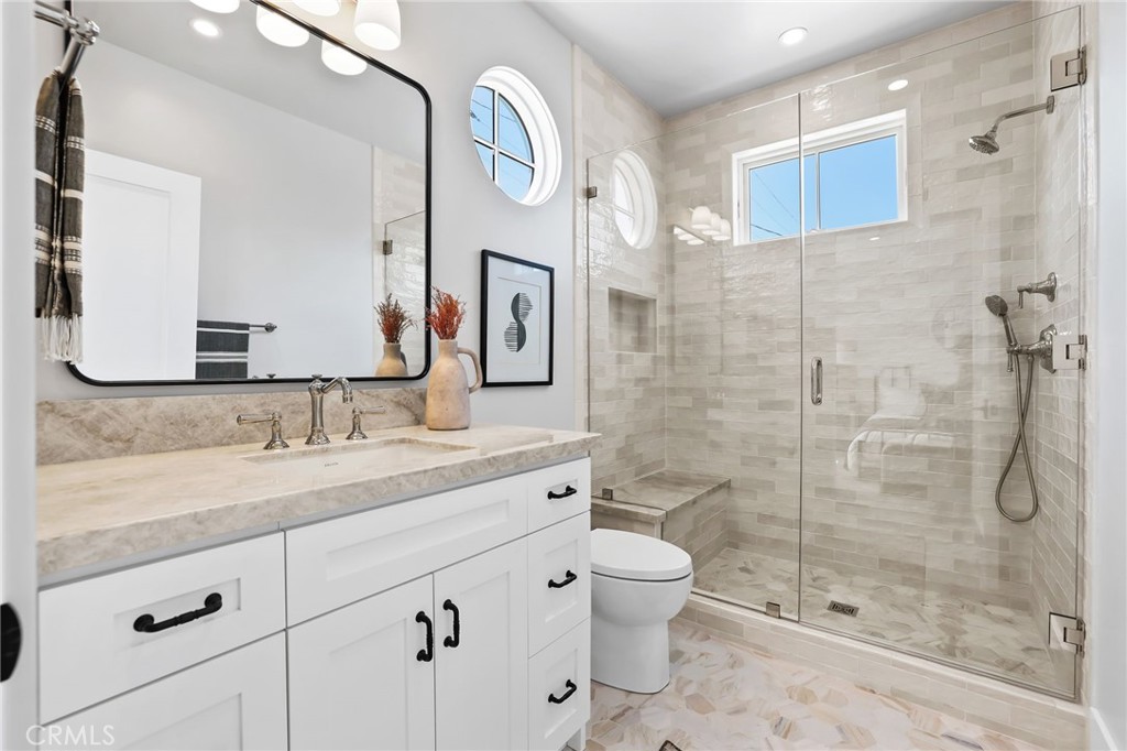 Eab67233 3adc 442f 8a96 F2f9e9f55461