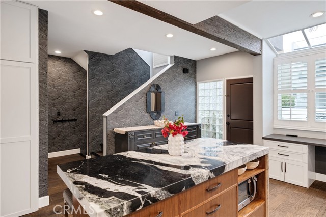501 Herondo Street, Hermosa Beach, California 90254, 3 Bedrooms Bedrooms, ,2 BathroomsBathrooms,Residential,For Sale,Herondo,SB25176231