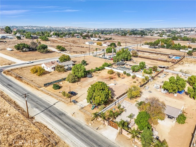 Detail Gallery Image 25 of 36 For 20060 Gaston Rd, Perris,  CA 92570 - 4 Beds | 2 Baths