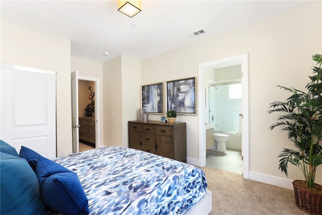 6 Oakmont Street, Phillips Ranch CA: https://media.crmls.org/medias/eab792ed-d0dc-4469-b74c-834e18ba5b79.jpg
