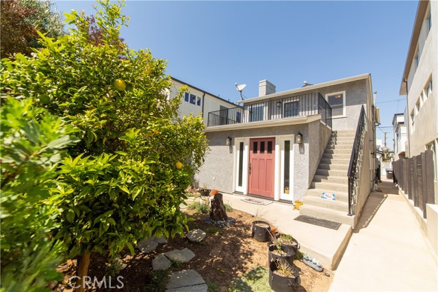 429 29th Street B, Hermosa Beach, California 90254, 2 Bedrooms Bedrooms, ,For Rent,29th,SB21064331