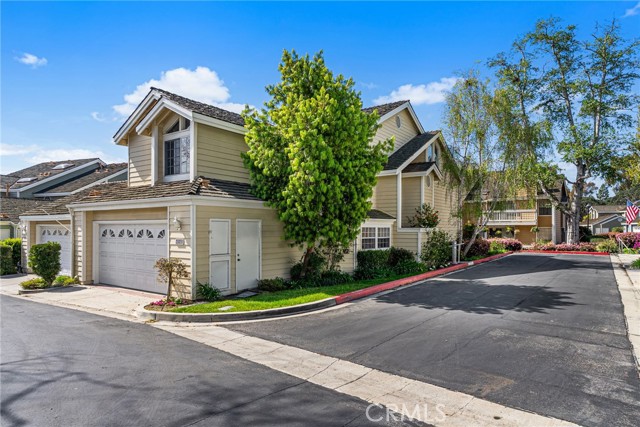 431 Cranston Court, Long Beach CA: https://media.crmls.org/medias/eab9c496-d55a-4781-a507-5b227868421e.jpg