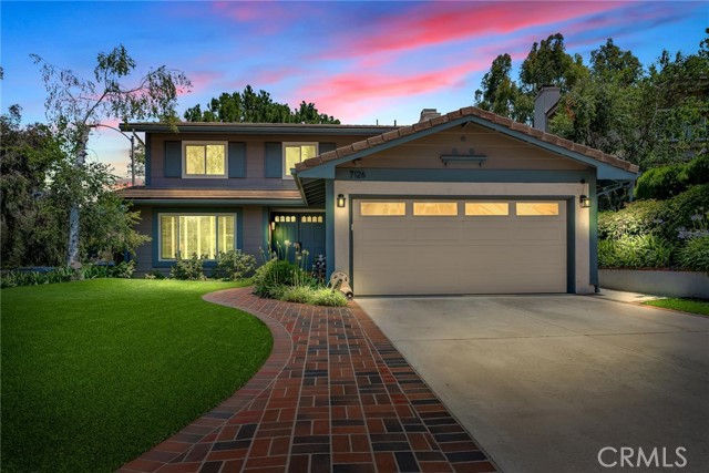 7126 Shadow Ridge Court, West Hills CA: https://media.crmls.org/medias/eaba5bb5-8857-4eca-93cf-c98a25e23df8.jpg