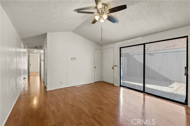 Detail Gallery Image 15 of 22 For 1785 Home, Pomona,  CA 91768 - 2 Beds | 1 Baths