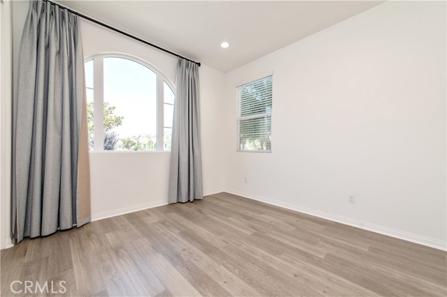 Detail Gallery Image 23 of 40 For 8773 Bay Laurel St, Chino,  CA 91708 - 5 Beds | 3/1 Baths