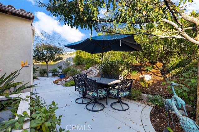 11360 Alton Drive, Corona CA: https://media.crmls.org/medias/eabb8a68-6130-4790-b558-45be012221da.jpg