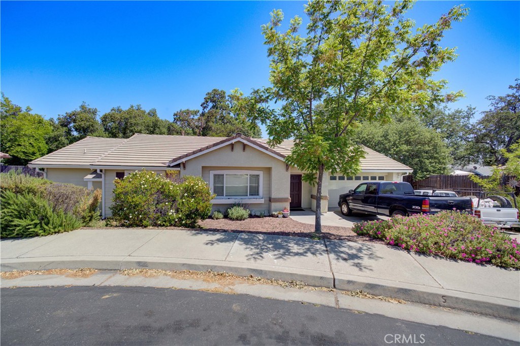 9024 Cascada Road