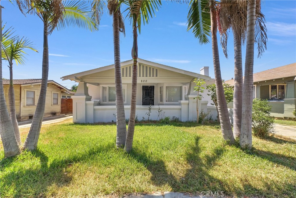 820 S Van Ness Avenue
