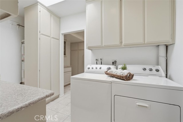 5512 W Paseo Del Lago, Laguna Woods CA: https://media.crmls.org/medias/eabcd267-3b44-4a60-9c9c-2c0e40410e0f.jpg