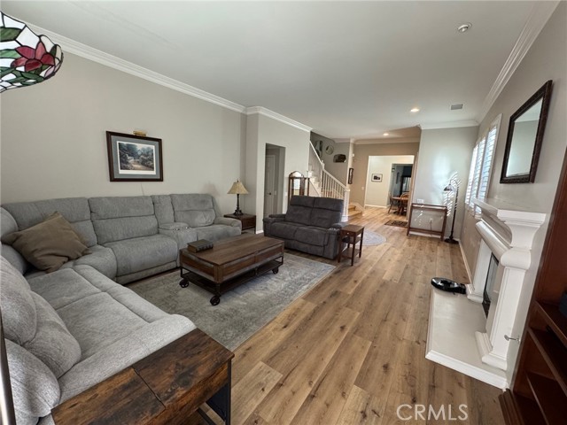 Detail Gallery Image 11 of 27 For 23733 Noble Fir Ct, Valencia,  CA 91354 - 3 Beds | 3 Baths