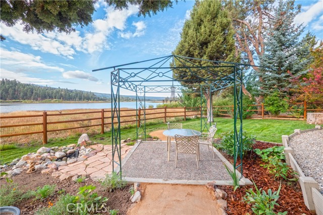 Detail Gallery Image 72 of 75 For 42425 Bear Loop, Big Bear Lake,  CA 92314 - 3 Beds | 3/1 Baths