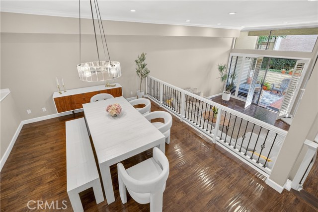 Detail Gallery Image 14 of 36 For 5240 Yarmouth, Encino,  CA 91316 - 3 Beds | 2/1 Baths