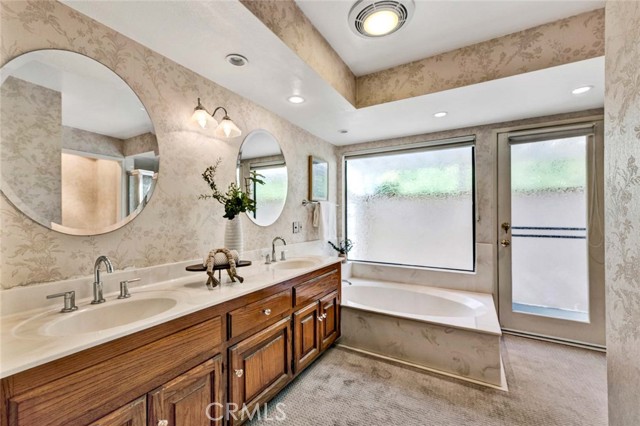 Detail Gallery Image 14 of 33 For 6823 E La Cumbre Dr, Orange,  CA 92869 - 3 Beds | 2 Baths