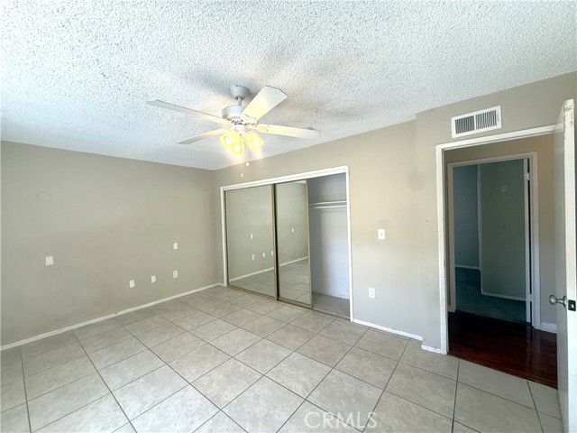 Detail Gallery Image 11 of 16 For 13466 Almetz St, Sylmar,  CA 91342 - 4 Beds | 2/1 Baths