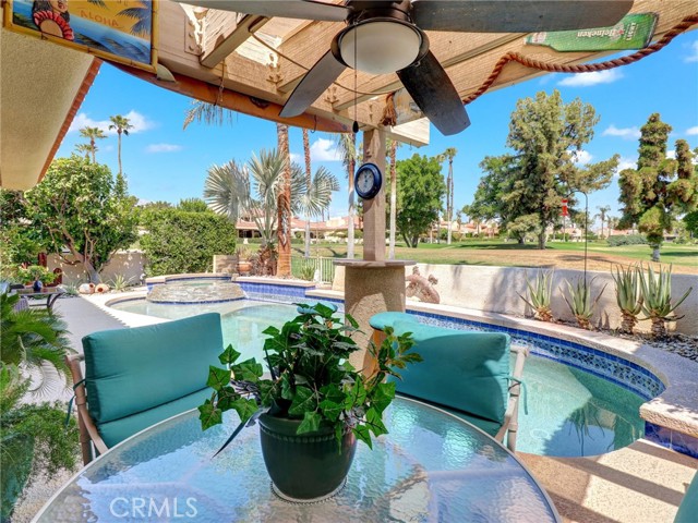 208 Kavenish S Drive, Rancho Mirage CA: https://media.crmls.org/medias/eabf9778-9454-4291-b9ed-be8eebb06c80.jpg