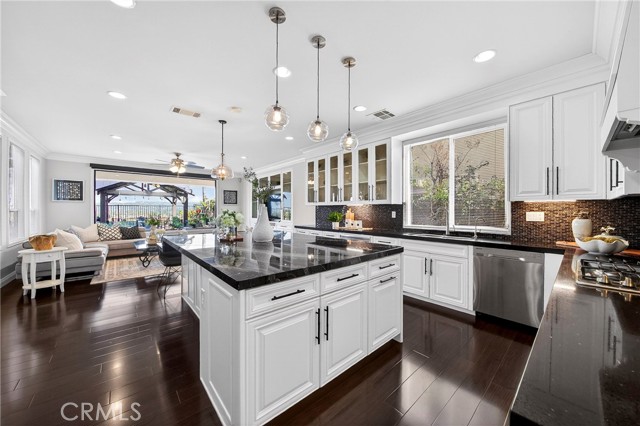 Detail Gallery Image 64 of 67 For 1921 S Mangrum Ct, La Habra,  CA 90631 - 4 Beds | 4/1 Baths