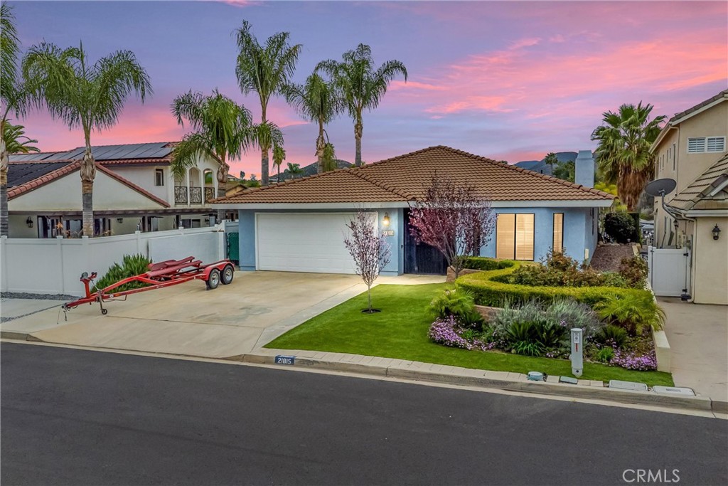 21815 Strawberry Lane