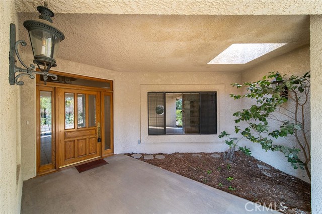Detail Gallery Image 3 of 53 For 831 Pomello Dr, Claremont,  CA 91711 - 5 Beds | 4 Baths