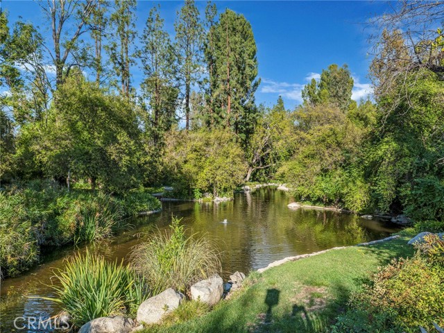 Detail Gallery Image 34 of 45 For 7050 Shoup Ave #225 #225,  Canoga Park,  CA 91303 - 1 Beds | 1 Baths