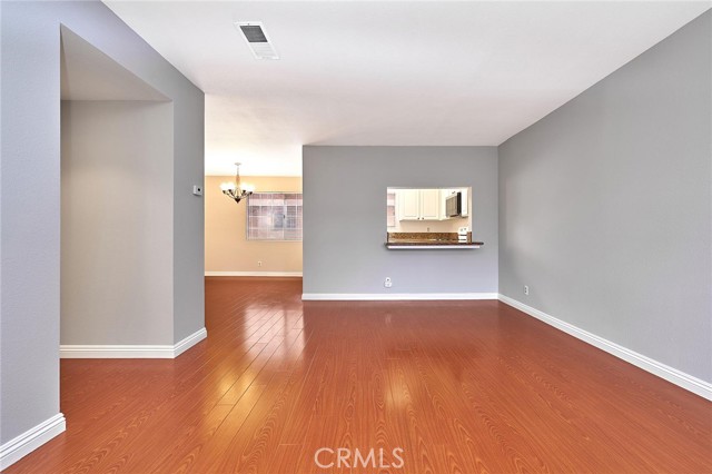3101 Plaza Del Amo, Torrance CA: https://media.crmls.org/medias/eac3c518-d5d1-45fc-a45f-69de6f27921d.jpg