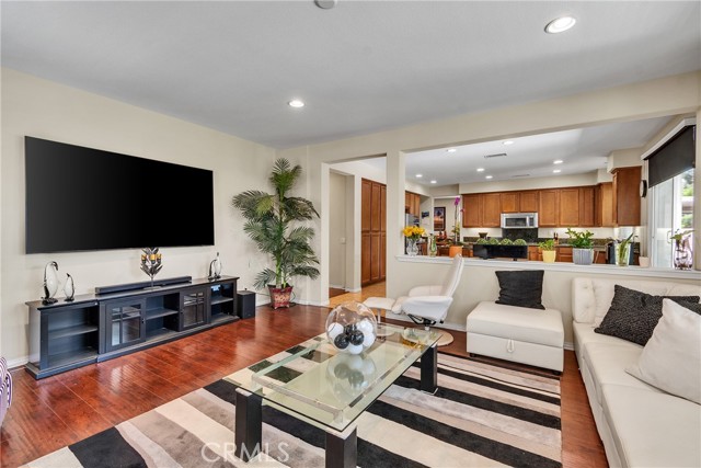 Detail Gallery Image 15 of 35 For 14301 Florence St, Corona,  CA 92880 - 4 Beds | 3/1 Baths