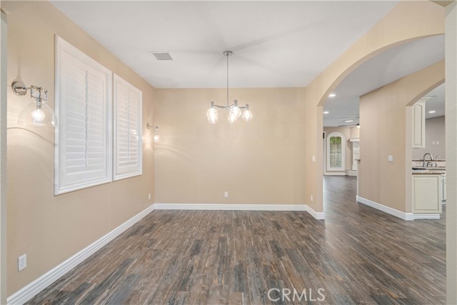 Detail Gallery Image 10 of 47 For 42041 W 47th St, Lancaster,  CA 93536 - 4 Beds | 3 Baths