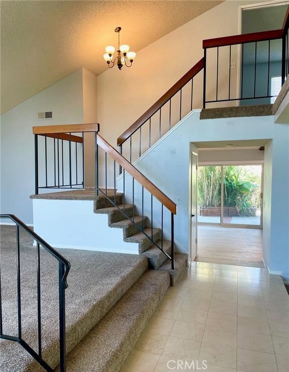 Detail Gallery Image 2 of 19 For 14111 Chagall Ave, Irvine,  CA 92606 - 4 Beds | 2/1 Baths
